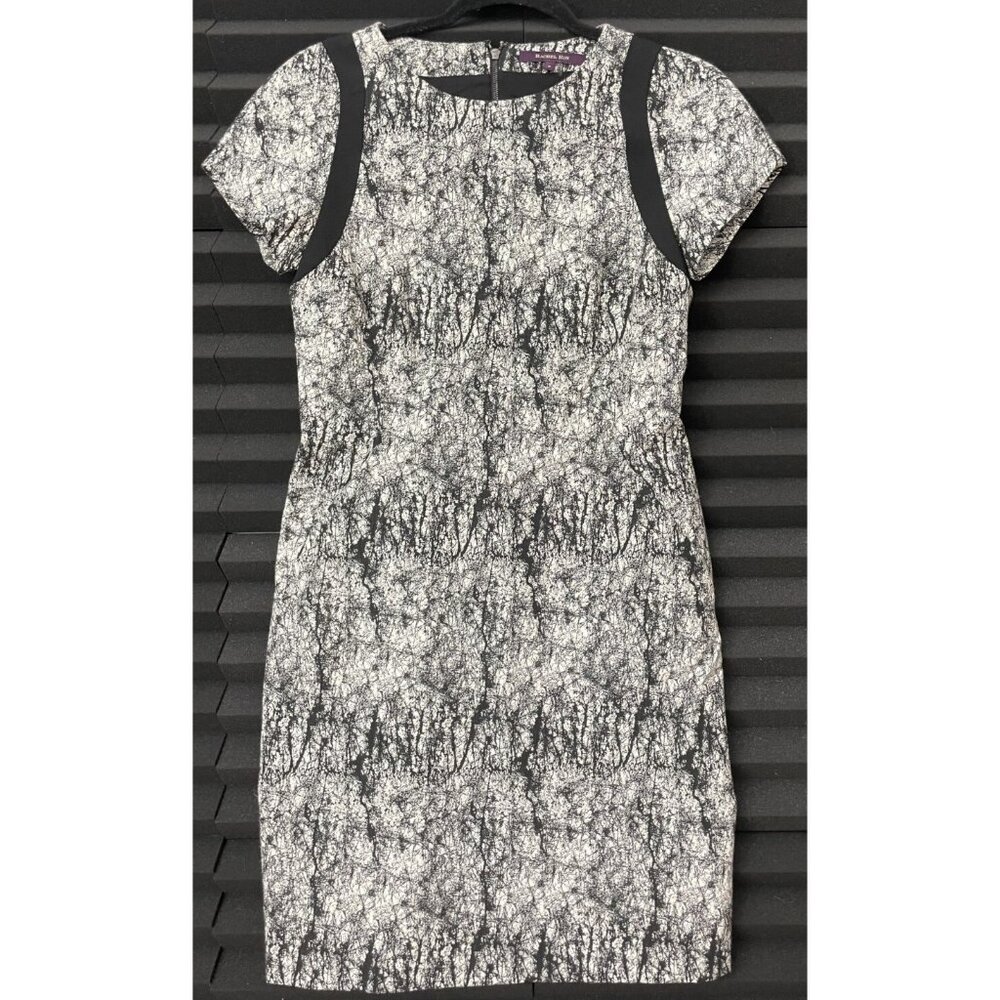 Rachel Roy Dress Women's Black White Zip Knee Size 6 Short Sleeve